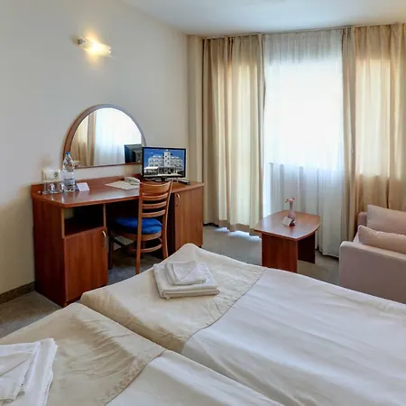 Paraiso Hotel 3*